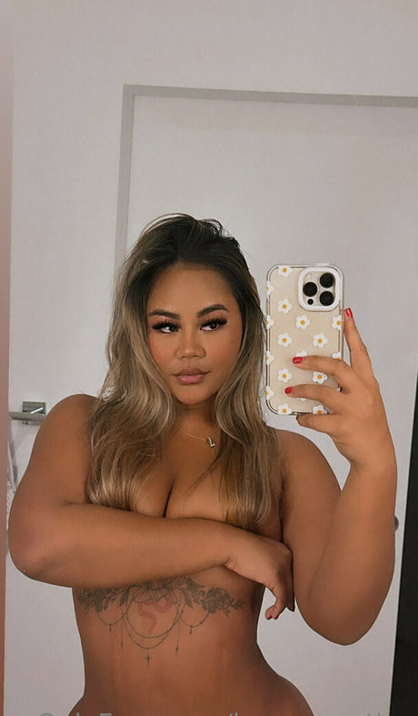 karmaexotica adult model archive