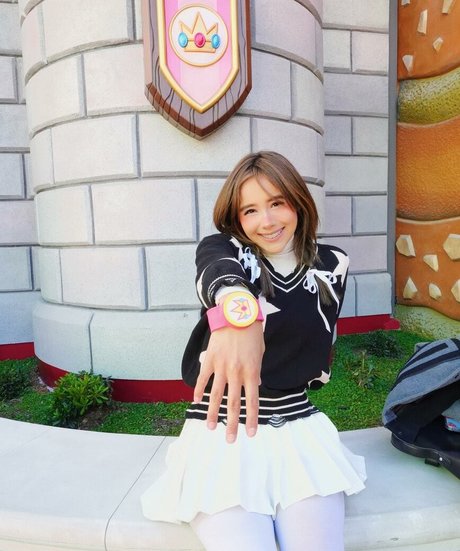 Neekolul top actress pictures