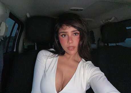 Neekolul sexy star pictures