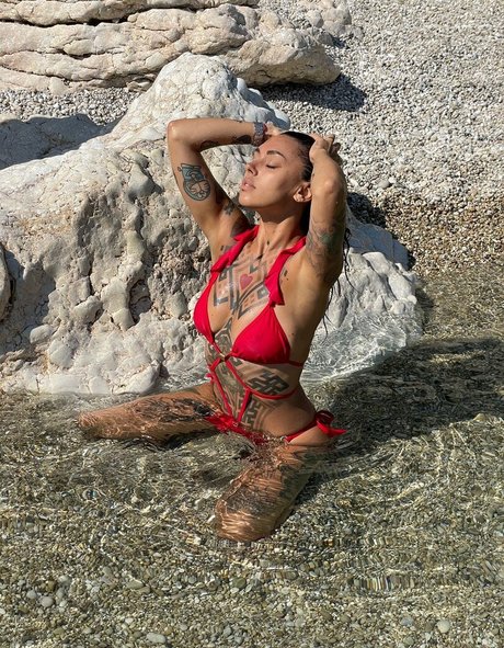 Alice Severi nudes model photos