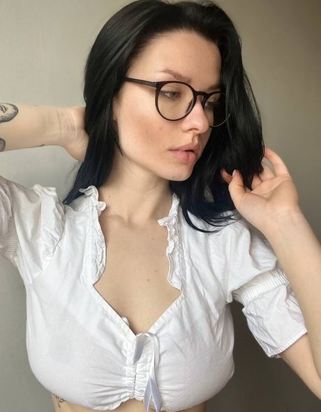 beautiful shemale onlyfans pornos image