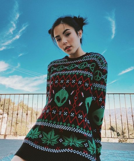 Anna Akana model sex pics