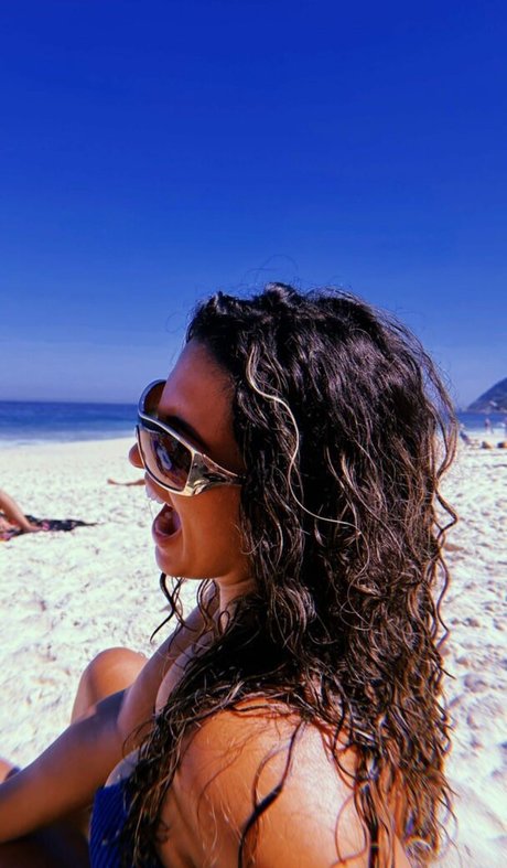 Julie Santos pornstar nudes pics