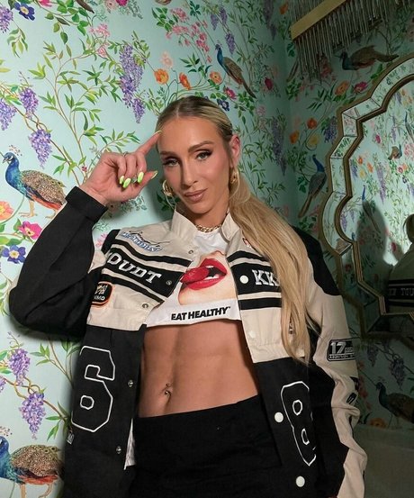 Charlotte Flair sex star pic