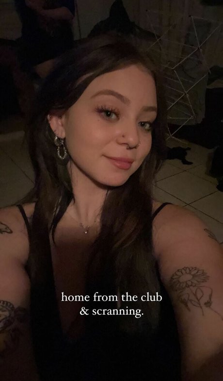 Isabella Dorta high quality star pics