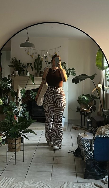 Isabella Dorta free actress photo