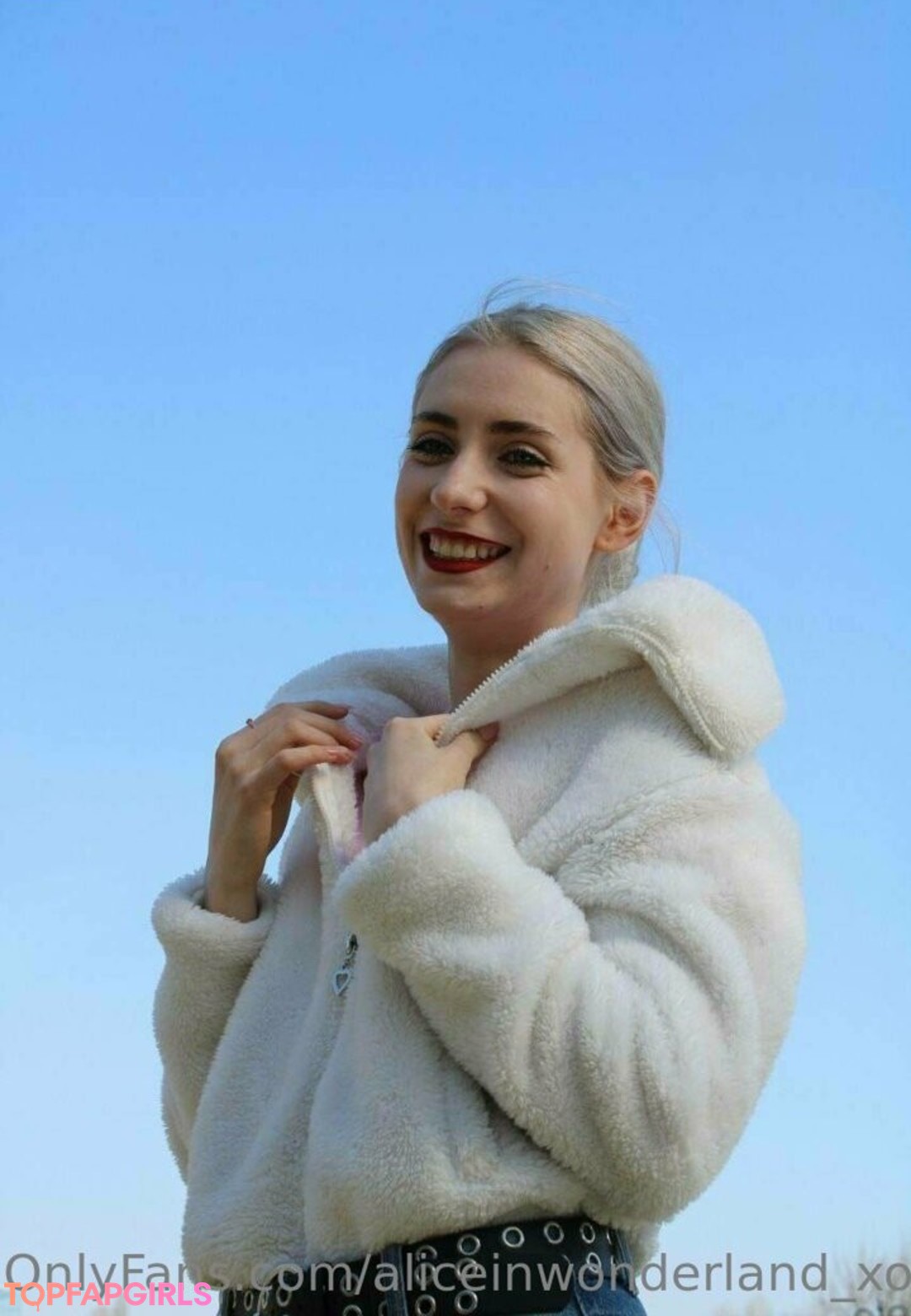 aliceinwonderland xo star high quality photos