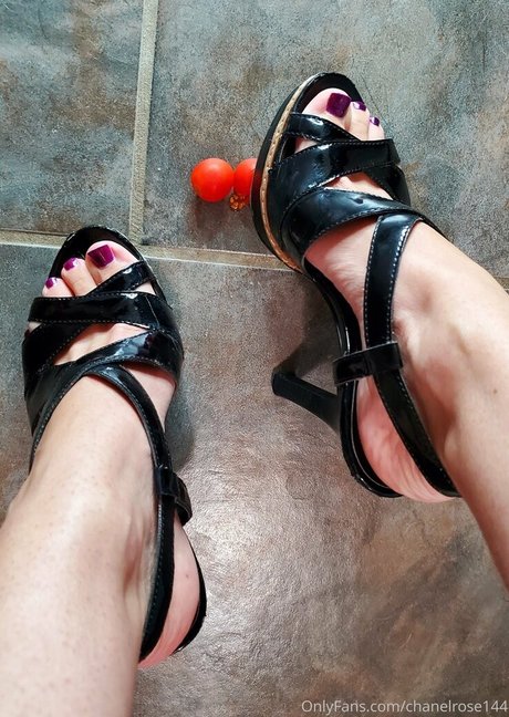 chanelrose144 model pornographic images