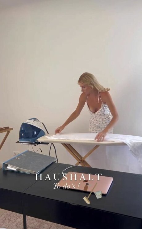 Katrin Palme star exclusive pics