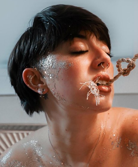 girldefeated exclusive pornstar pictures