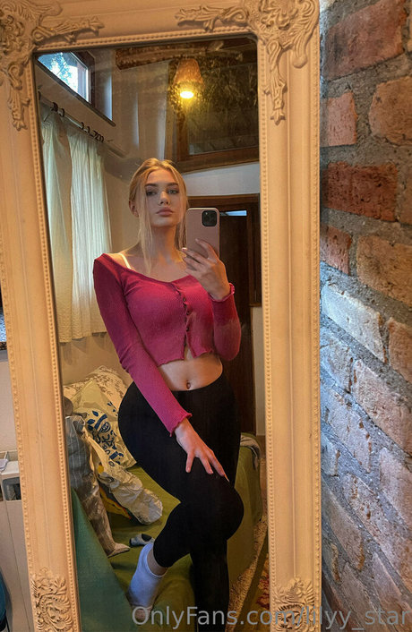 lilyy star perfect model gallery