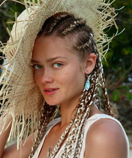 Tanya Kozina sexy actress image