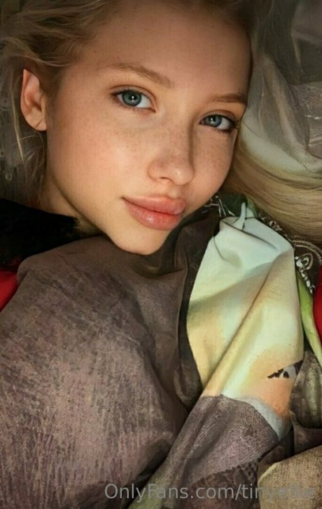 tinyellie nudes pornstar pics