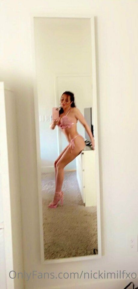 nickixo free pornographic star photo