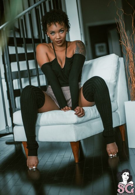 Naomi SG model sex gallery