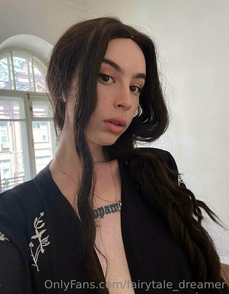 fairytale dreamer model naked images