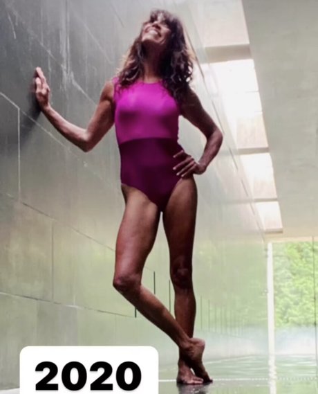 Jenny Powell model sexy pictures