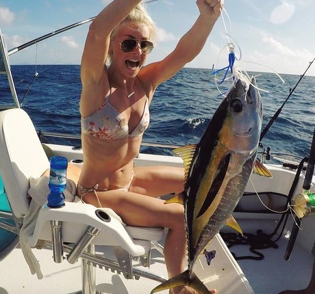 Julianne Hough pornstar hd gallery