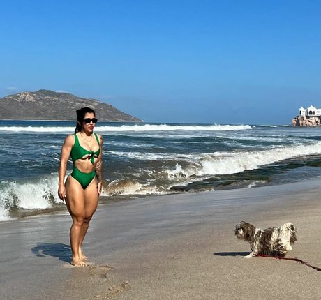 Evelyn Salomon hot actress image