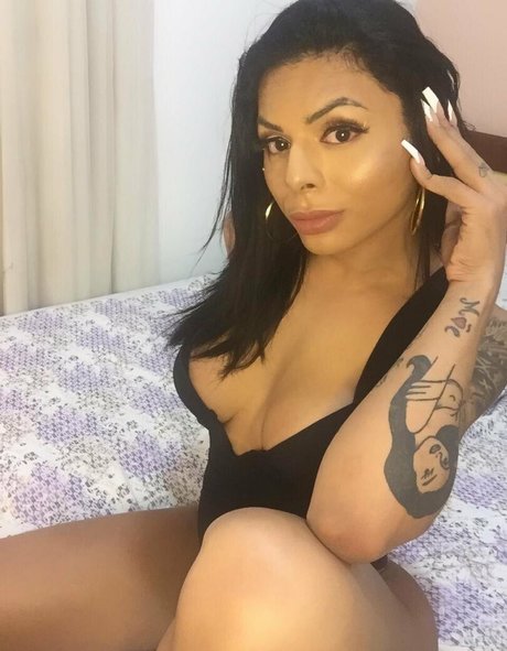 emilysales19 high quality star pictures