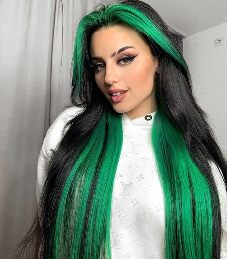 Dilaraa xxx actress gallery