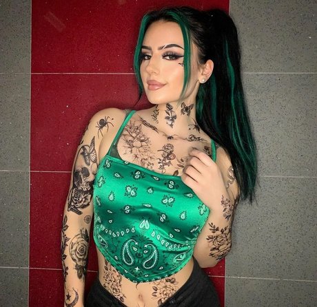 Dilaraa free star images