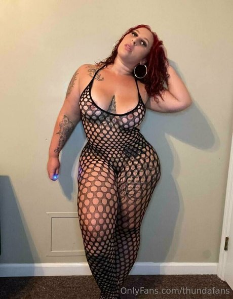 thundafans xxx star picture