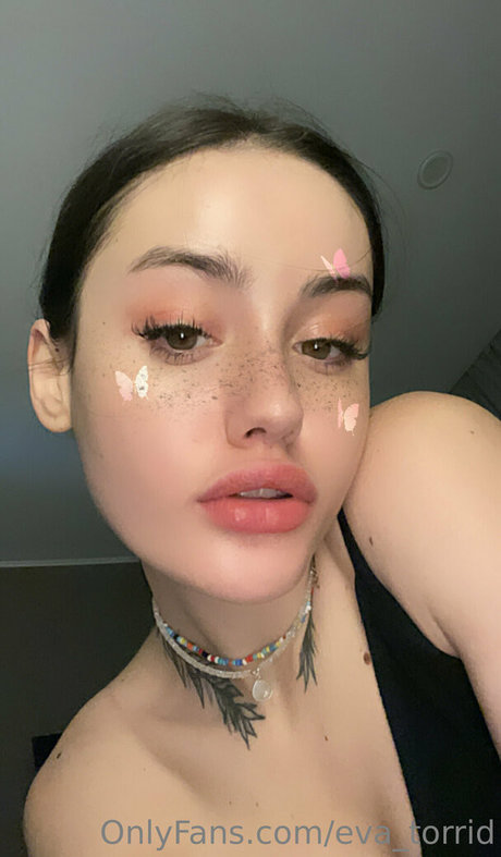 Eva Torrid hot pornstar image