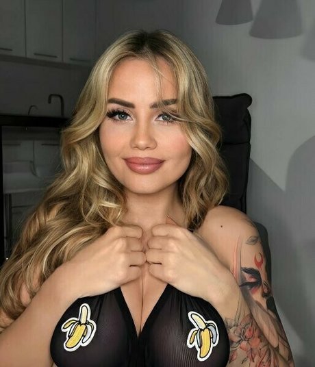 sweetangeeel beautiful model gallery