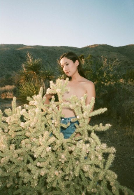 Christina Masterson art model galleries