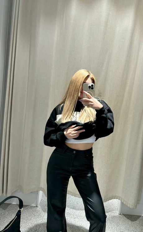 Kari i model pretty photo