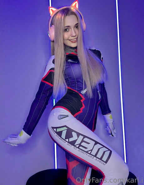 Kari i model naked photo