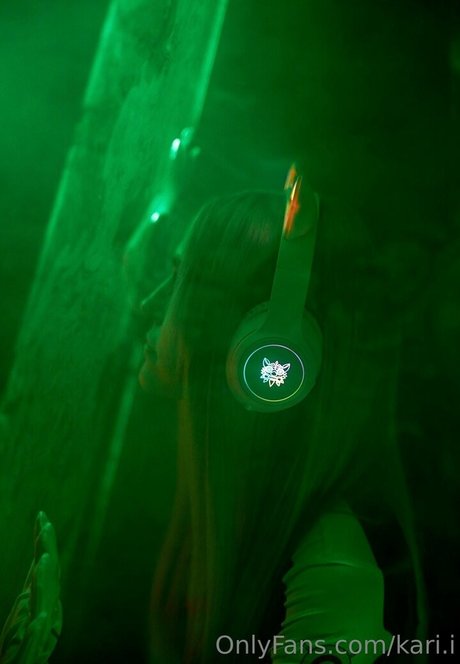 Kari i model pornographic img