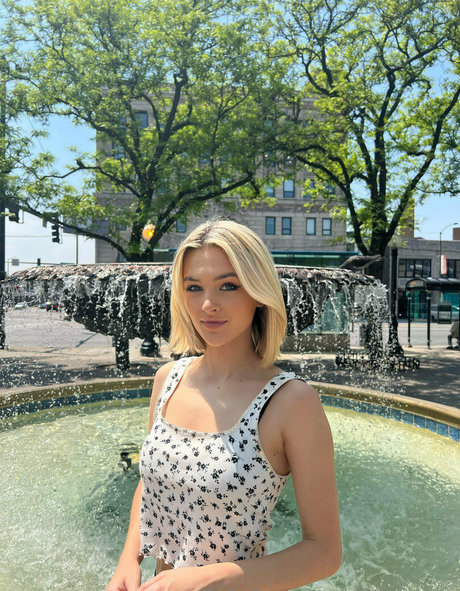 lilyhosea model best pic