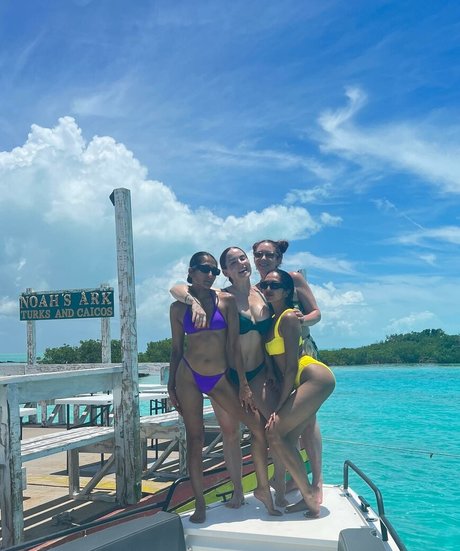 Jojo Levesque hot pornstar pictures