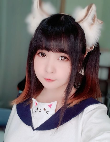 Clarissa Punipun hd actress images