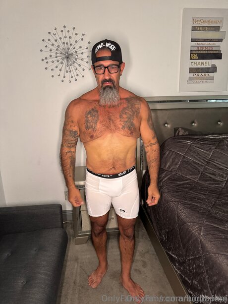 Romantodd Free model top gallery