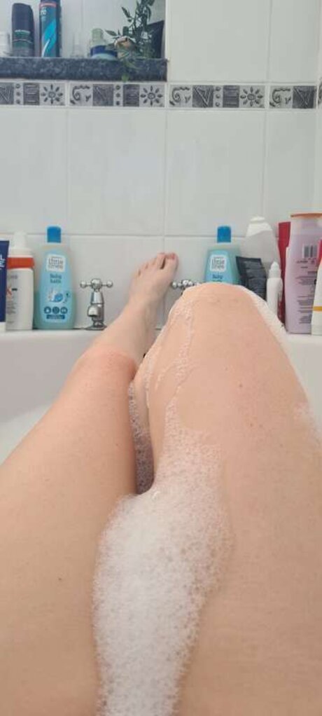 Rose Reign sexy actress archive