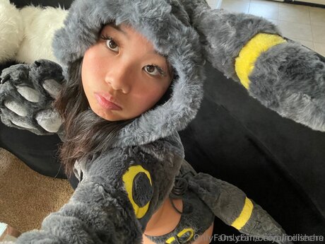 Onlyaliceishere pornstar photos