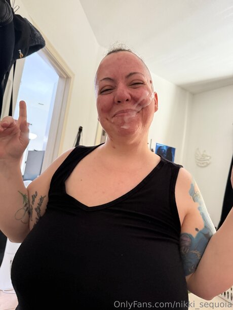 Nikki Sequoia free actress pictures