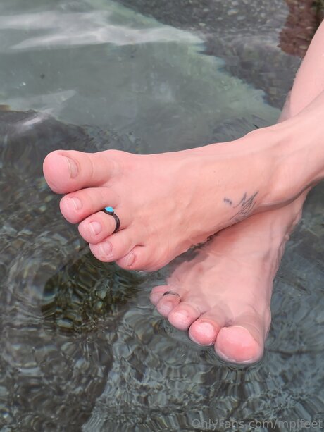 Mplfeet pornstar high quality img