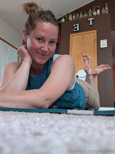 Mplfeet pornstar sex photos