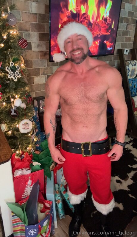 Mr Tjclean star naked image