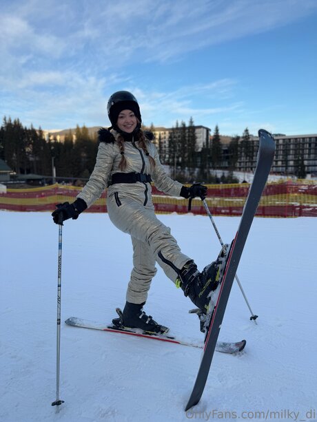 Milky Di model nudes images