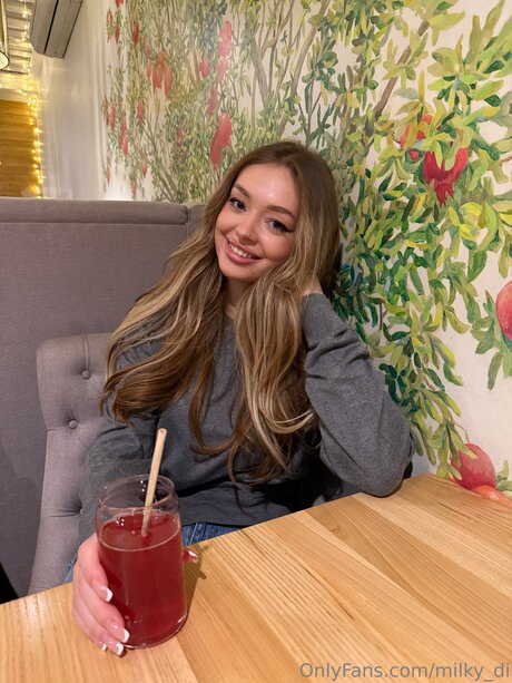 Milky Di hd actress pictures