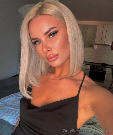 amateur shemale onlyfans exclusive gallery