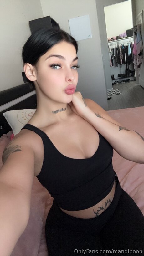 Mandipooh pornstar naked galleries