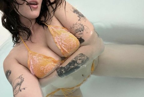 Alienorchp free pornstar images