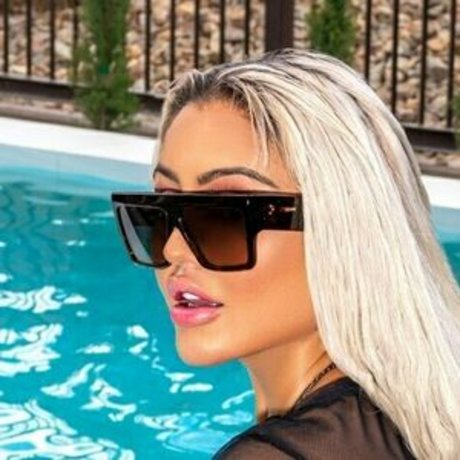 daniibanks Profile pic