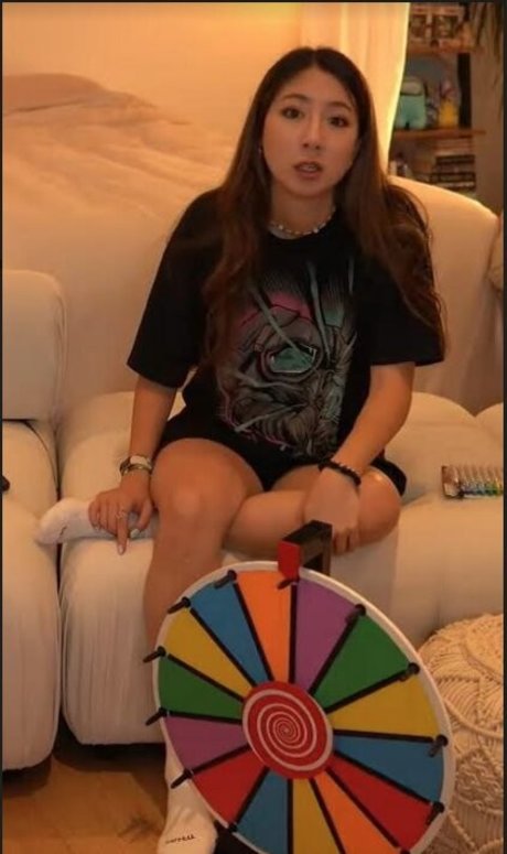 Fuslie pretty pornstar picture